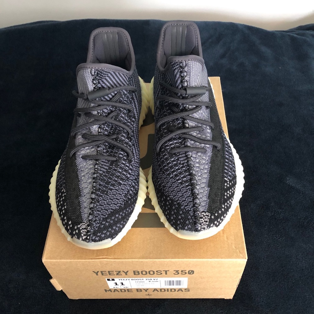 Yeezy Carbon